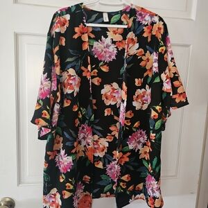 Twenty Floral Kimono - Black and Multicolor